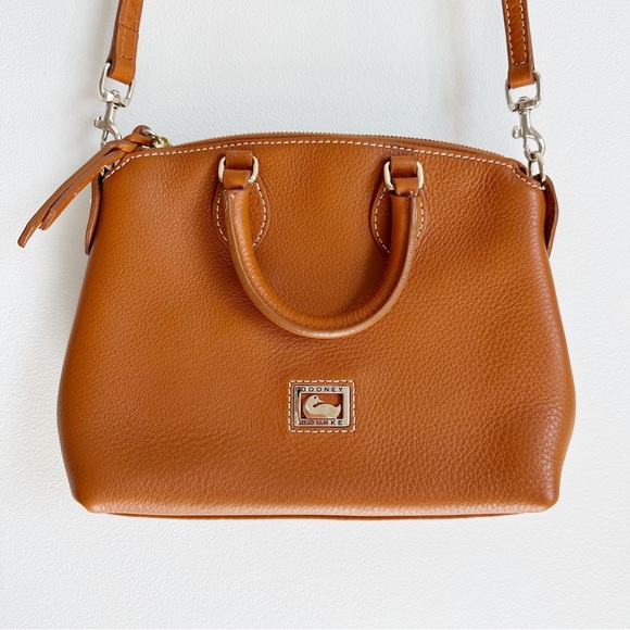 Dooney & Bourke Handbags - Dooney and Bourke Vintage Dillen Crossbody Tan Leather Satchel Purse Bag